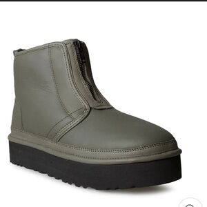 UGG NEUMEL PLATFORM ZIP ULTRA MATTE SEAWEED BOOTS - WOMEN'S size 9